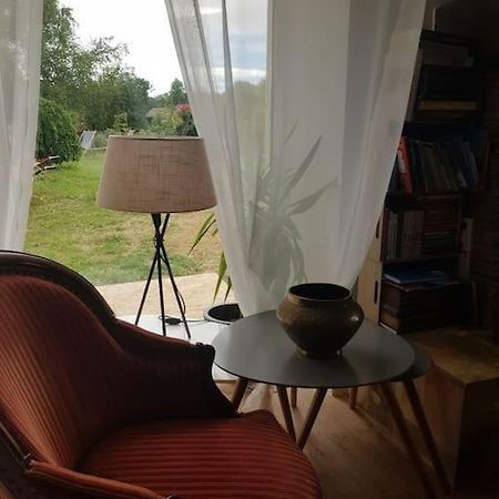 Chaumiere Avec Sa Toiture Recouverte De Chaume !!! Donnemain-Saint-Mames Экстерьер фото